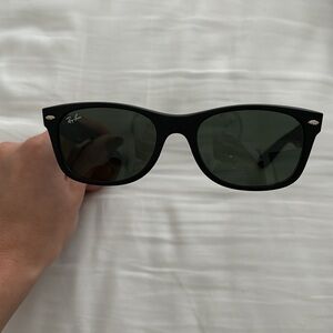 Ray-Ban Black Sunglasses w/ Ray-Ban Case
